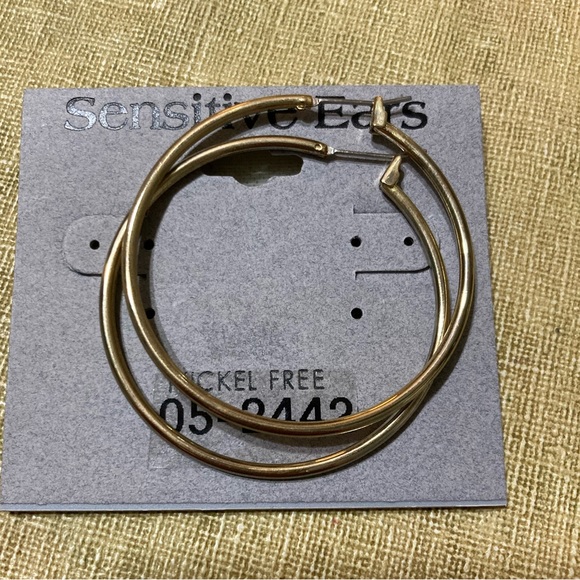 Museum Collection Nickel Free Gold-tone large thin hoop earrings 2" - Picture 2 of 3